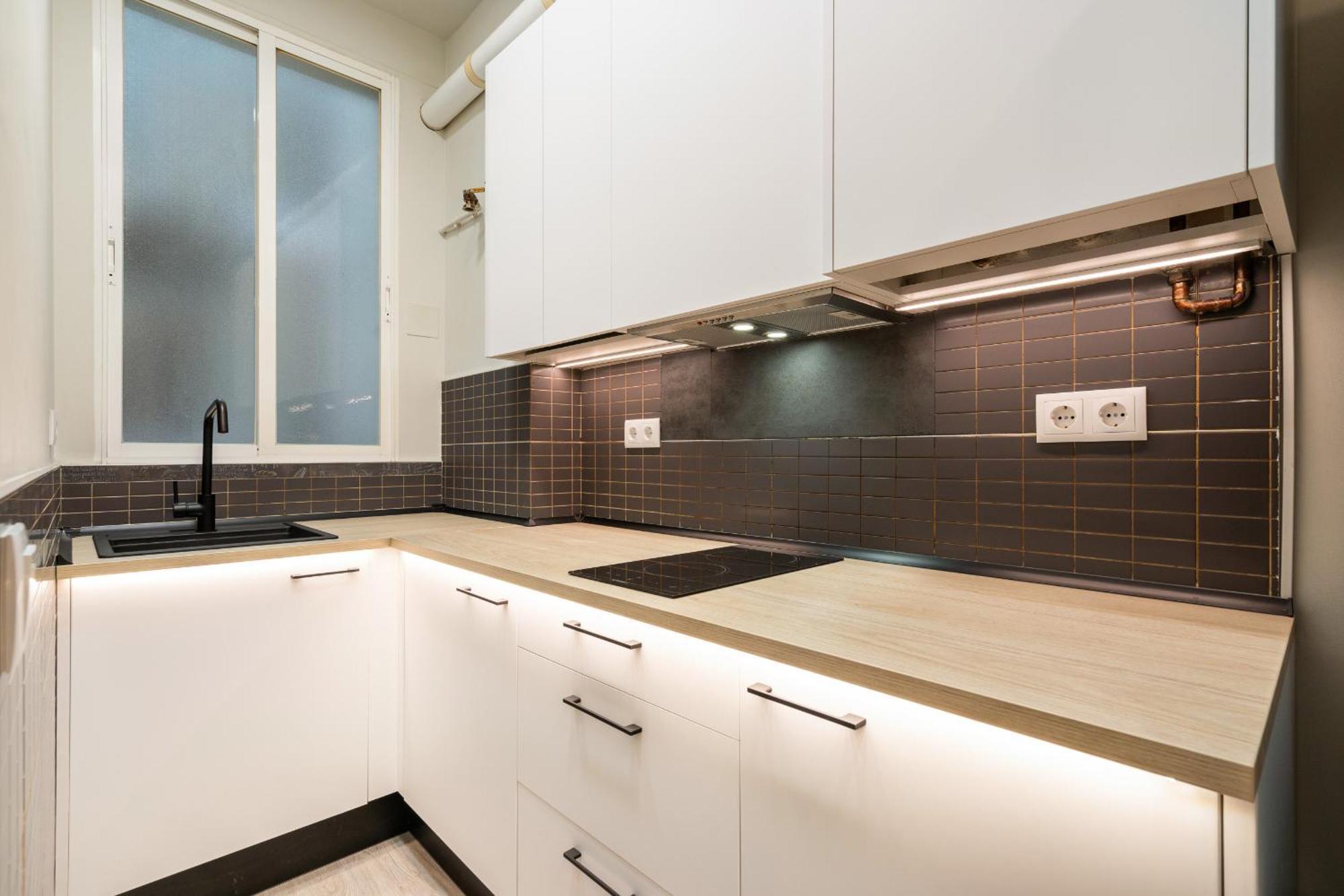 Apartamento Reformado En Metro Ibiza Alquiler Temporal Madrid Exterior photo